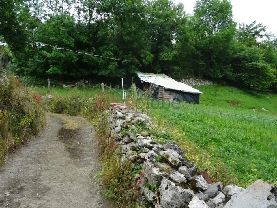 Rustikales Grundstück zum Verkauf in San Claudio - Trubia - Las Caldas, imagen 4