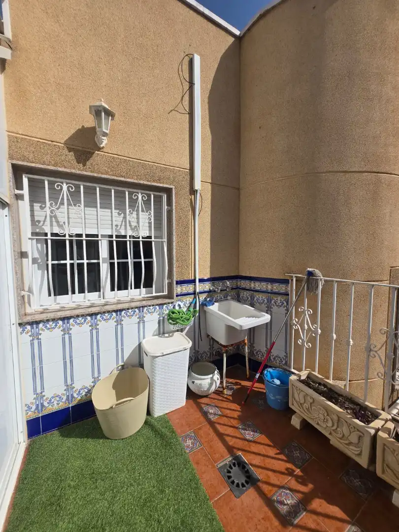 Terrassa de Casa adosada en venda en El Ejido amb Aire condicionat, Terrassa i Piscina