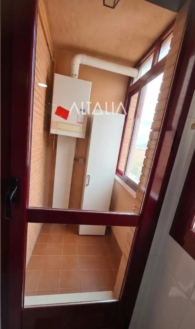 Dormitori de Pis de lloguer en Cuenca amb Traster i Moblat