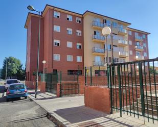 Exterior view of Flat to rent in Ávila Capital  with Balcony