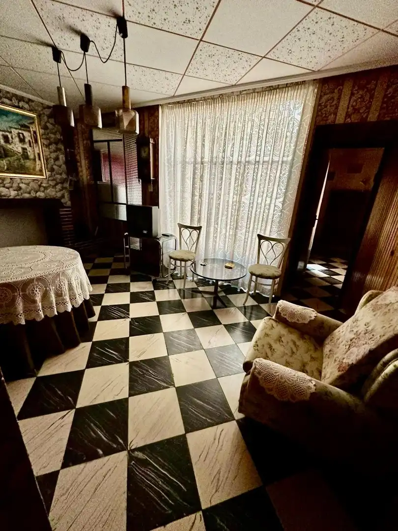 Sala de estar de Edificio en venta en Elda