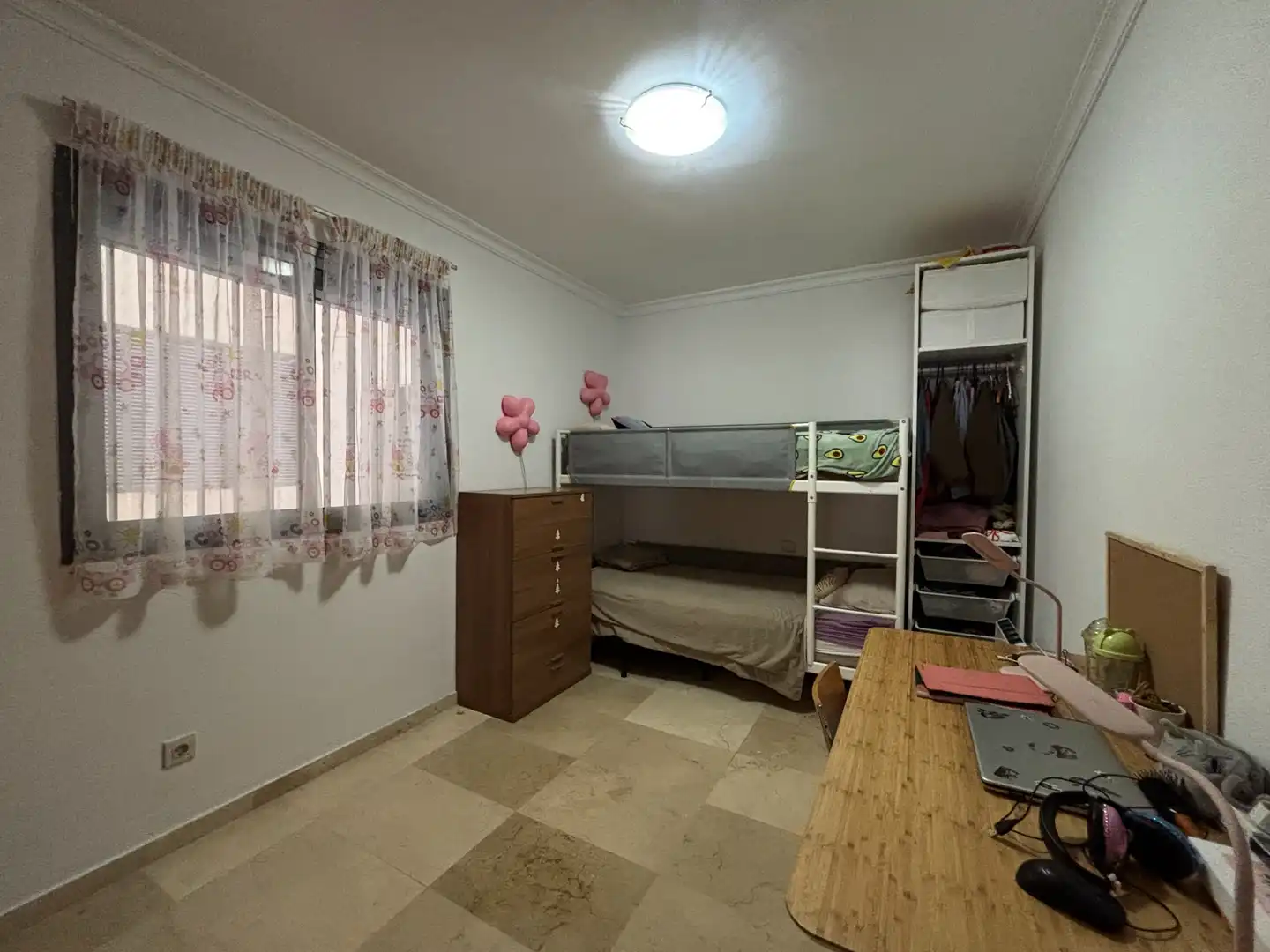 Habitación de Piso en venta en Las Palmas de Gran Canaria con Terraza y Piscina comunitaria