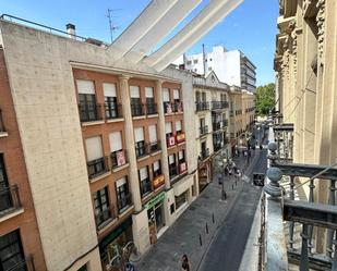 Vista exterior de Pis en venda en  Córdoba Capital amb Aire condicionat, Parquet i Terrassa