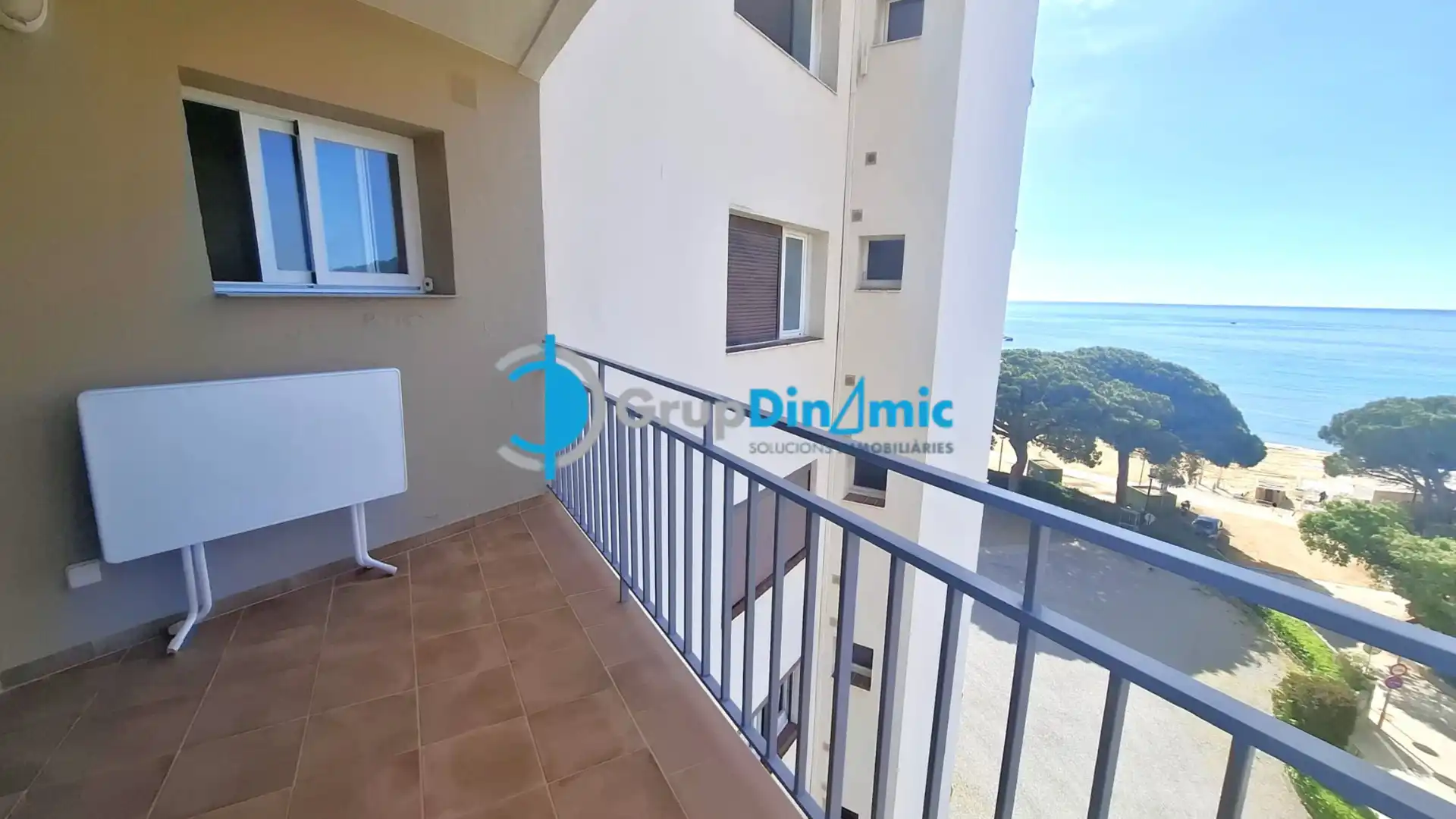 Terraza de Estudio en venta en Palamós con Horno