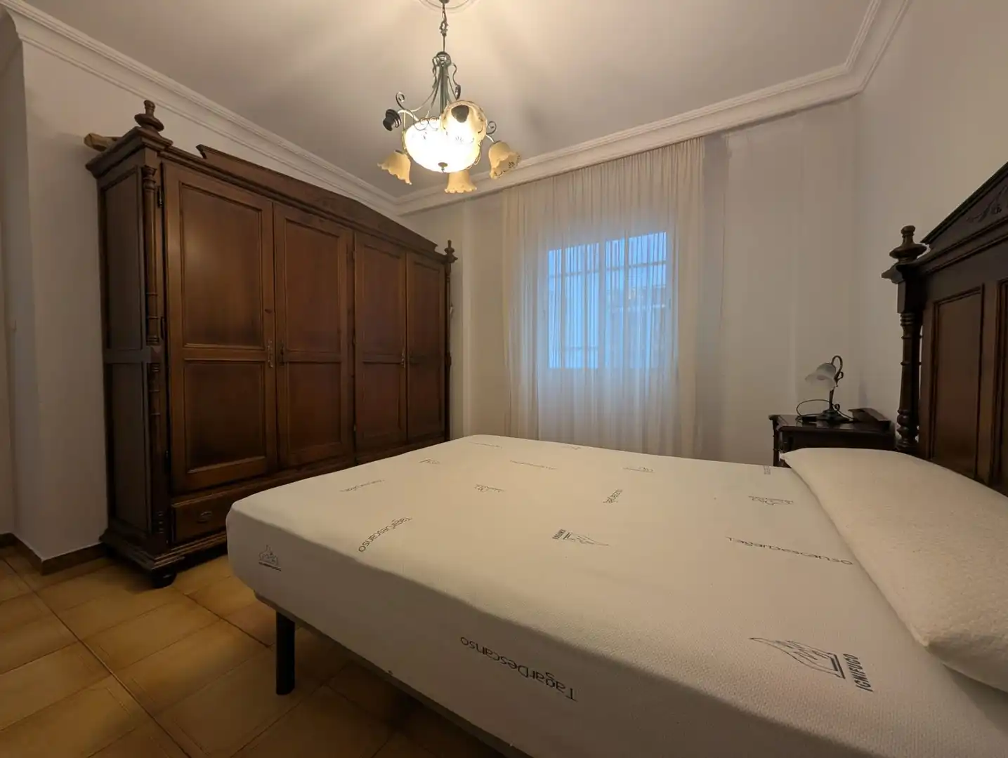 Habitación de Piso en venta en Huelva con Aire acondicionado