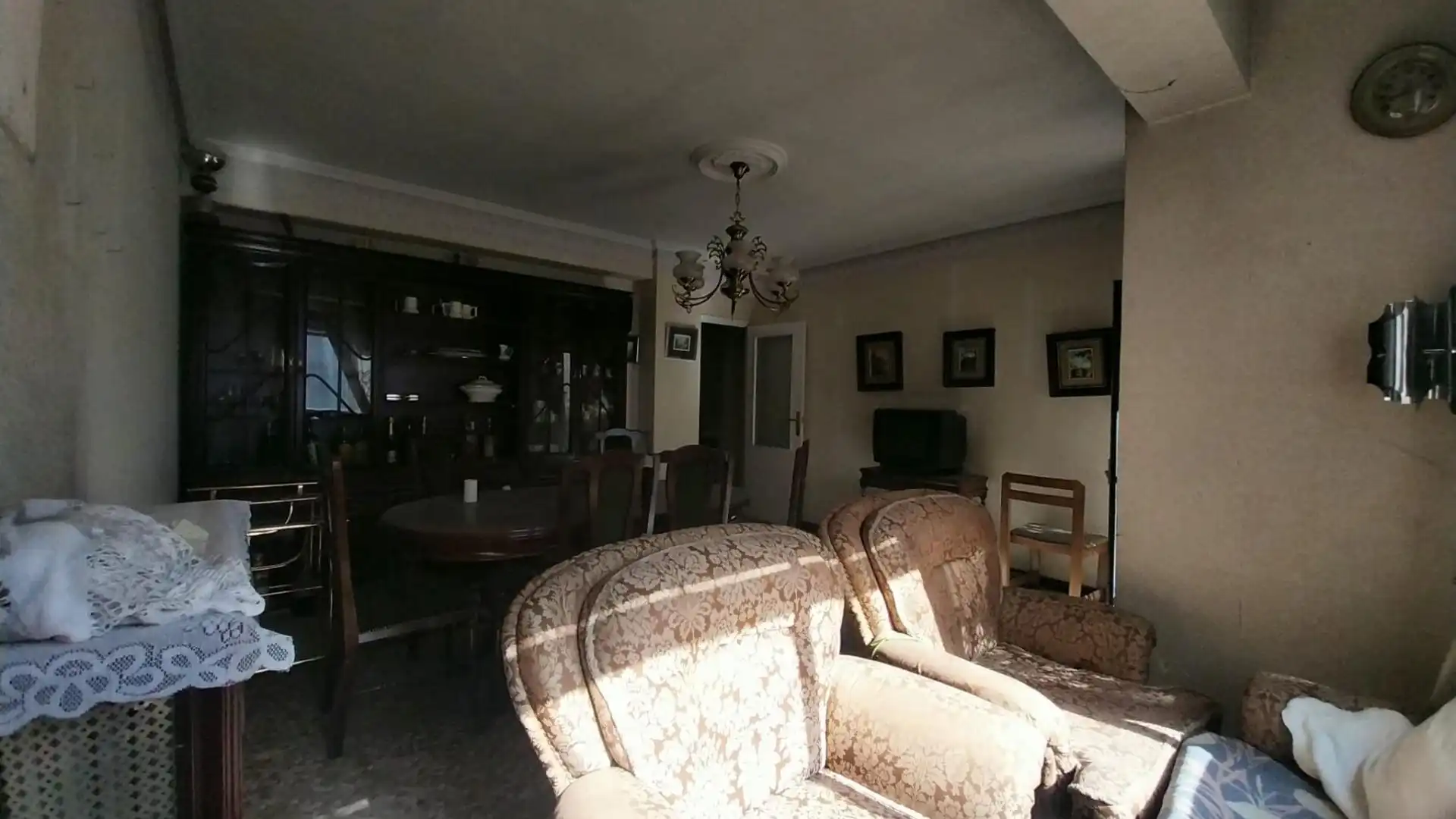 Sala de estar de Piso en venta en Valladolid con Calefacción y Balcón
