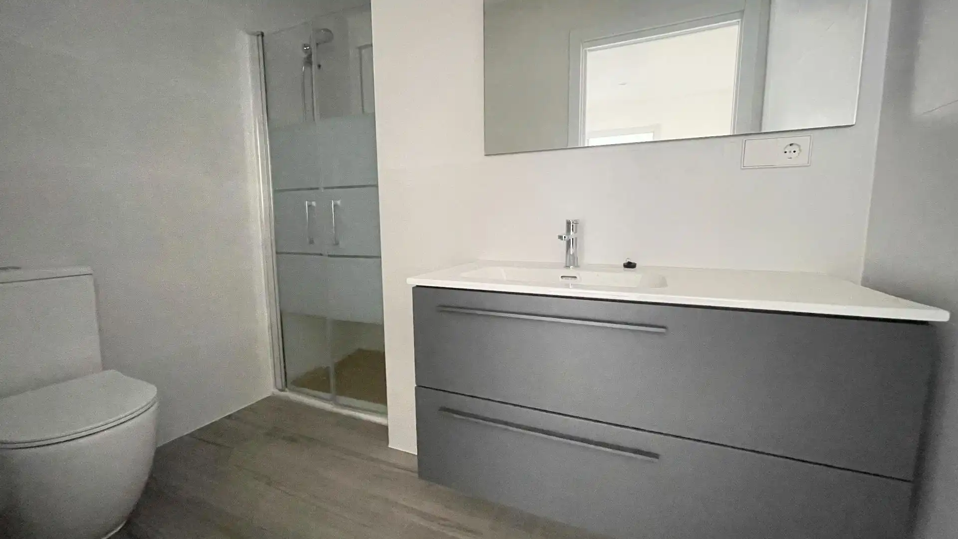 Baño de Casa o chalet de alquiler en Terrassa con Calefacción, Jardín privado y Terraza