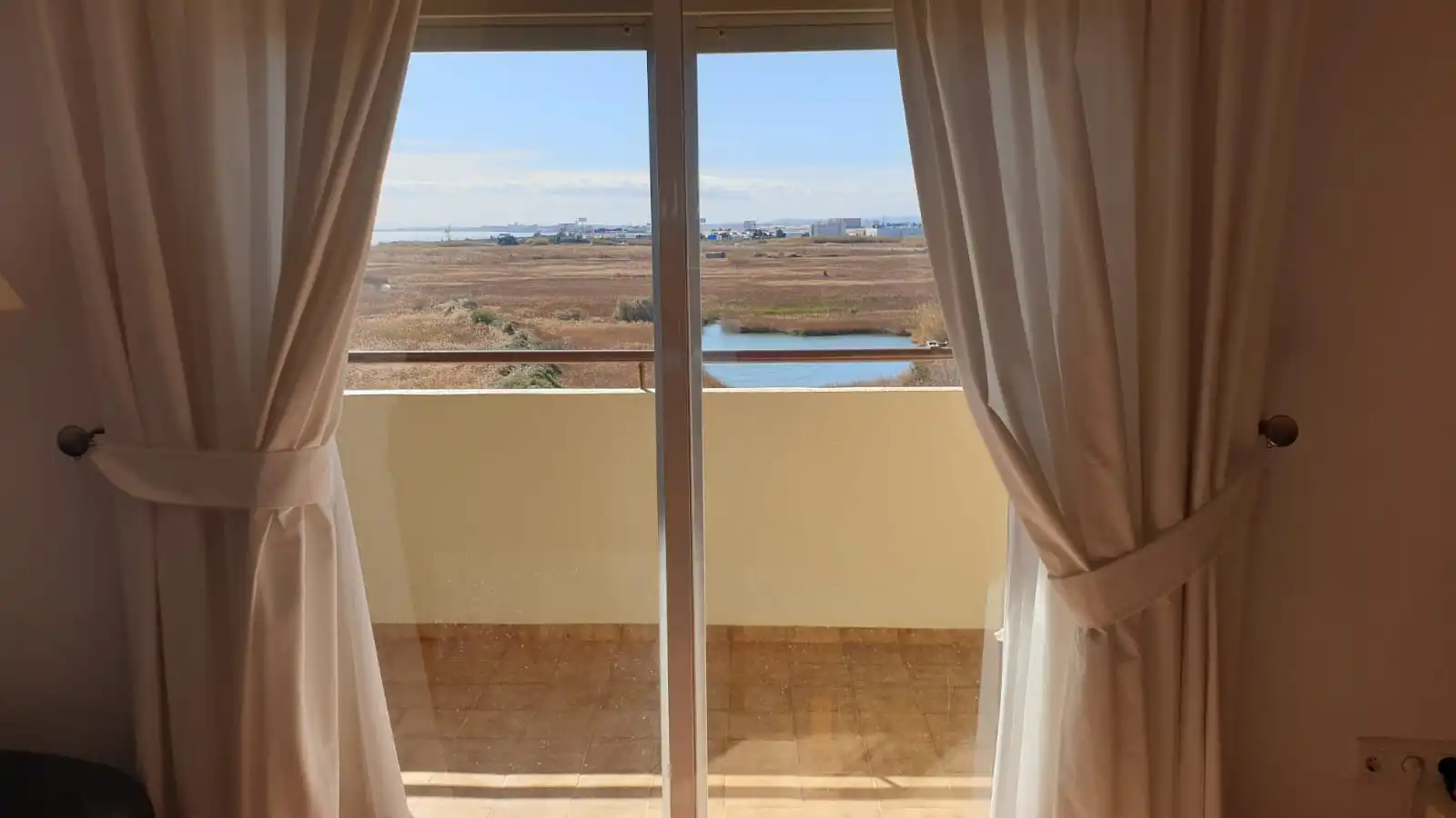 Schlafzimmer von Wohnung zur Miete in La Pobla de Farnals mit Klimaanlage, Terrasse und Möbliert
