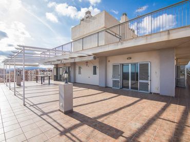 Àtic amb piscina en venda a JOSEFINA MANRESA