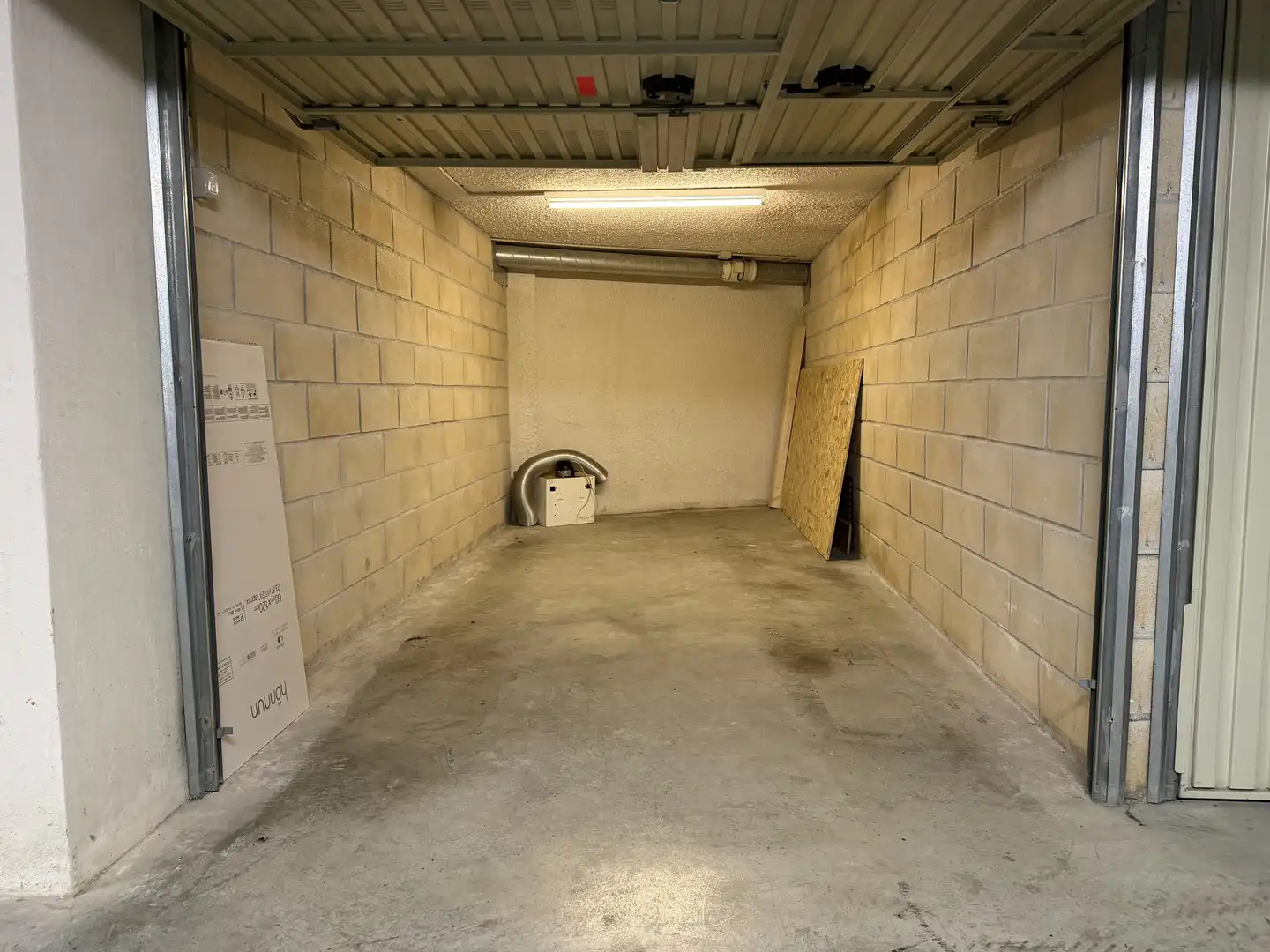 Garage zum Verkauf in Segura