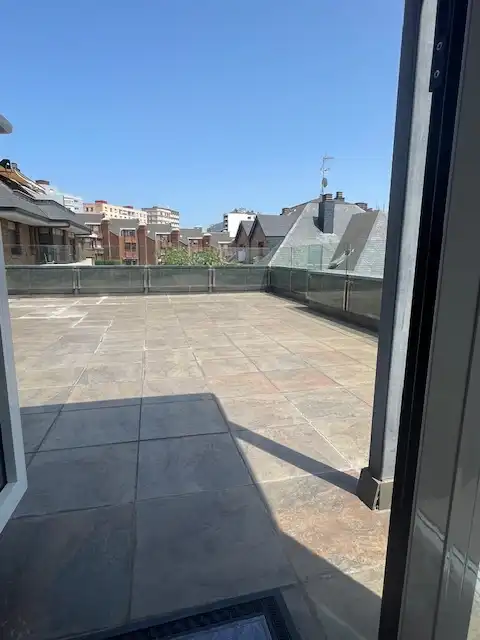 Terrassa de Casa adosada en venda en Santander amb Calefacció, Jardí privat i Parquet