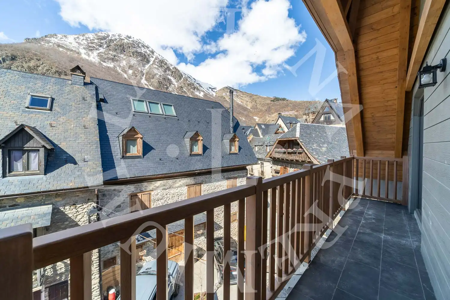 Terraza de Casa o chalet en venta en Naut Aran con Calefacción, Parquet y Amueblado