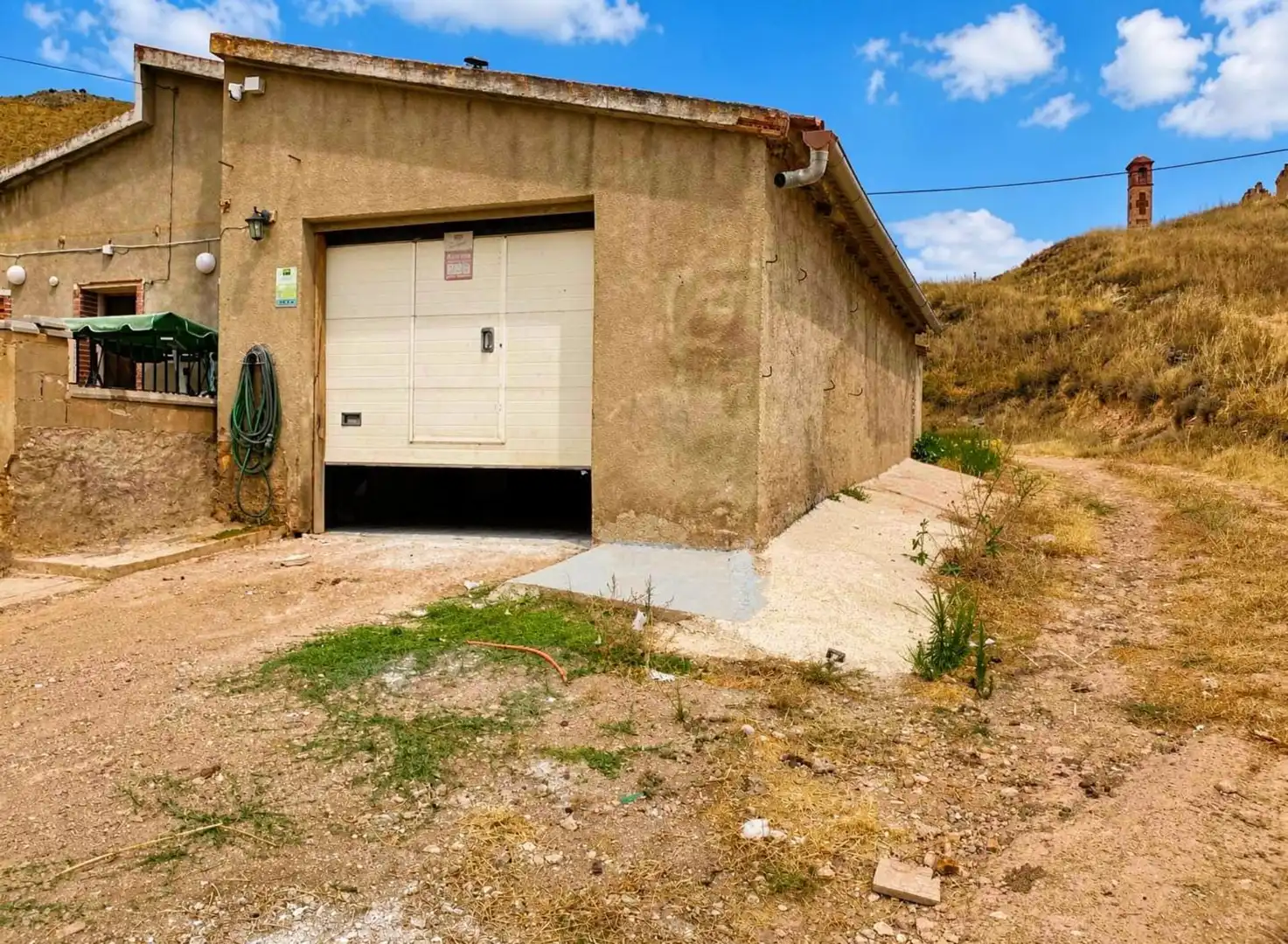 Exterior view of Houses for sale in Torrijo de la Cañada  with Private garden, Terrace and Storage room