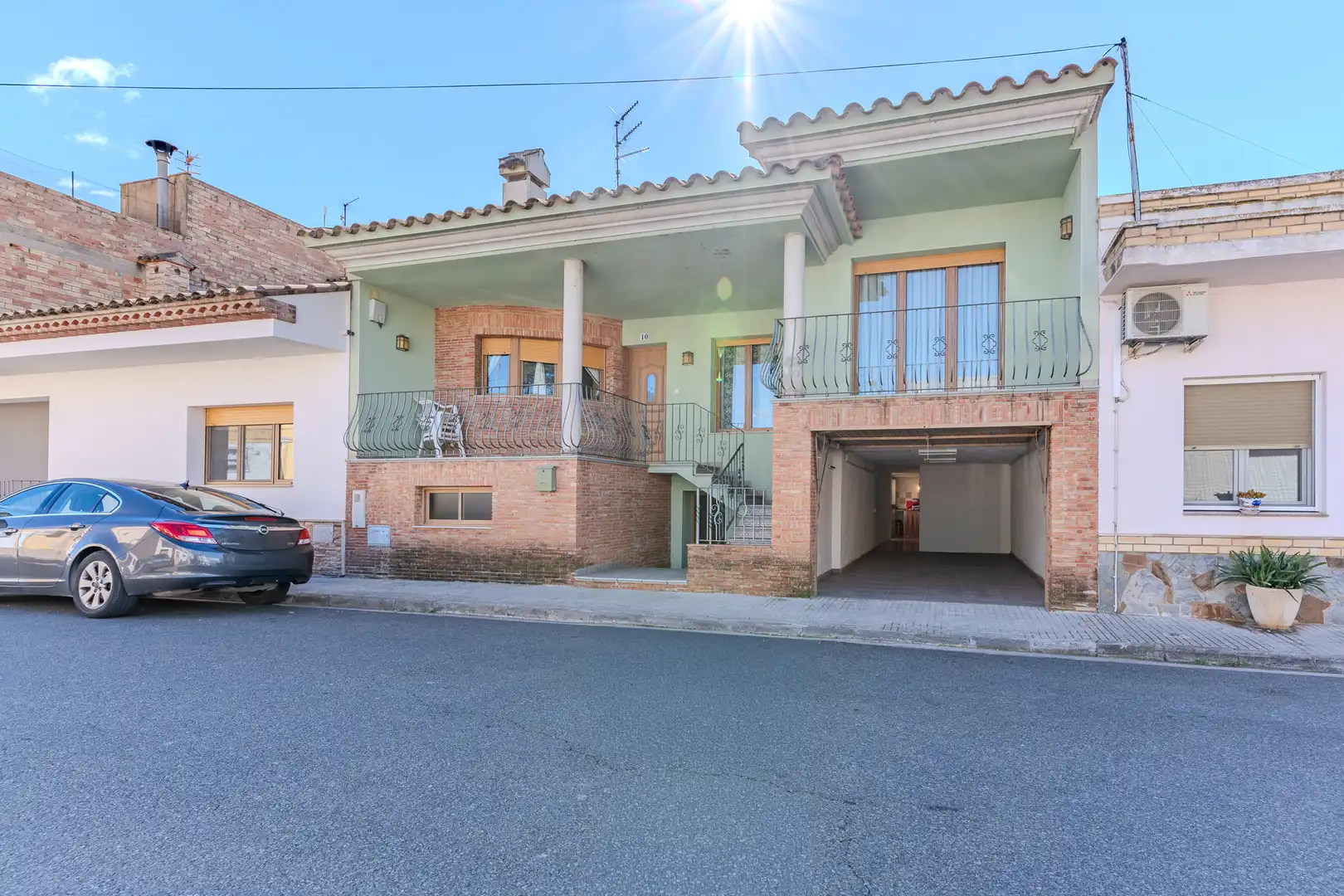 Vista exterior de Casa o chalet en venta en Deltebre con Calefacción, Terraza y Trastero