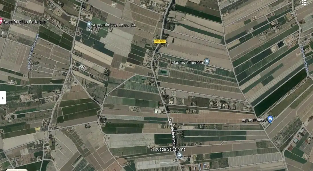 Terreny residencial en venda a Pedanías Centro