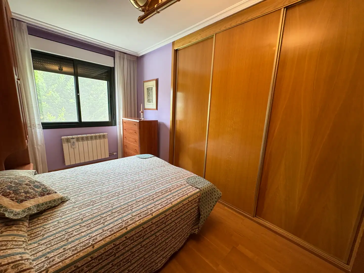 Habitación de Casa adosada en venta en Simancas con Aire acondicionado, Calefacción y Jardín privado