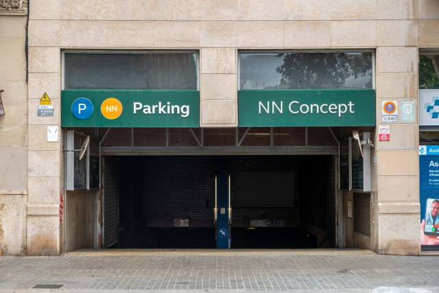 Garaje en Alquiler en  CALLE VALENCIA, 309 en Dreta de l'Eixample