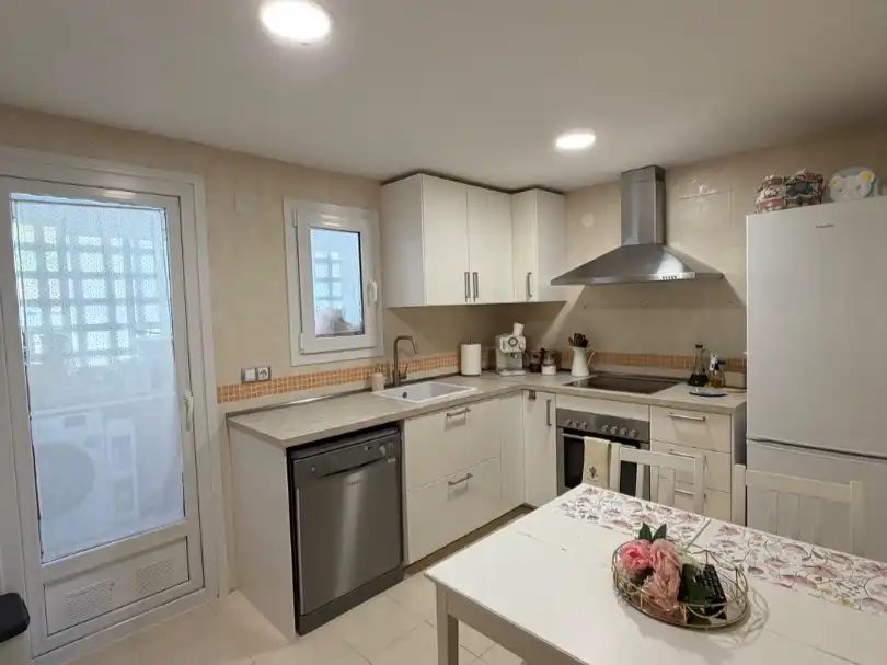 Appartamento con piscina in vendita a Calle los Monteros 37, imagen 11
