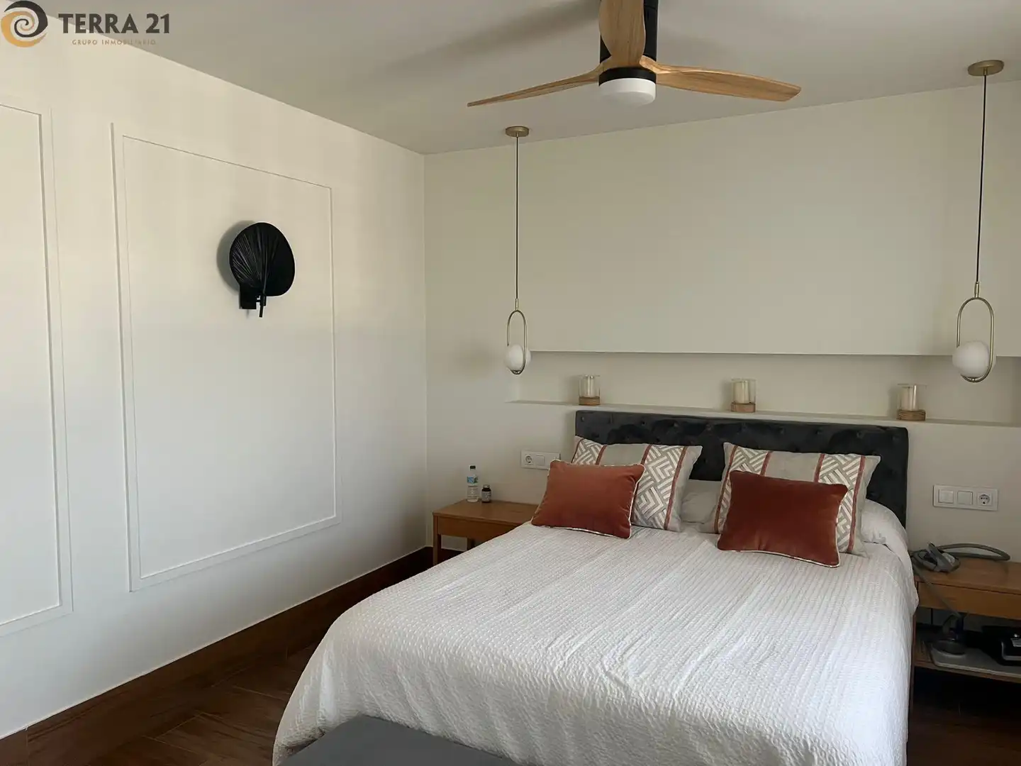 Bedroom of Houses for sale in Jaén  with Air Conditioner, Private garden and Swimming Pool
