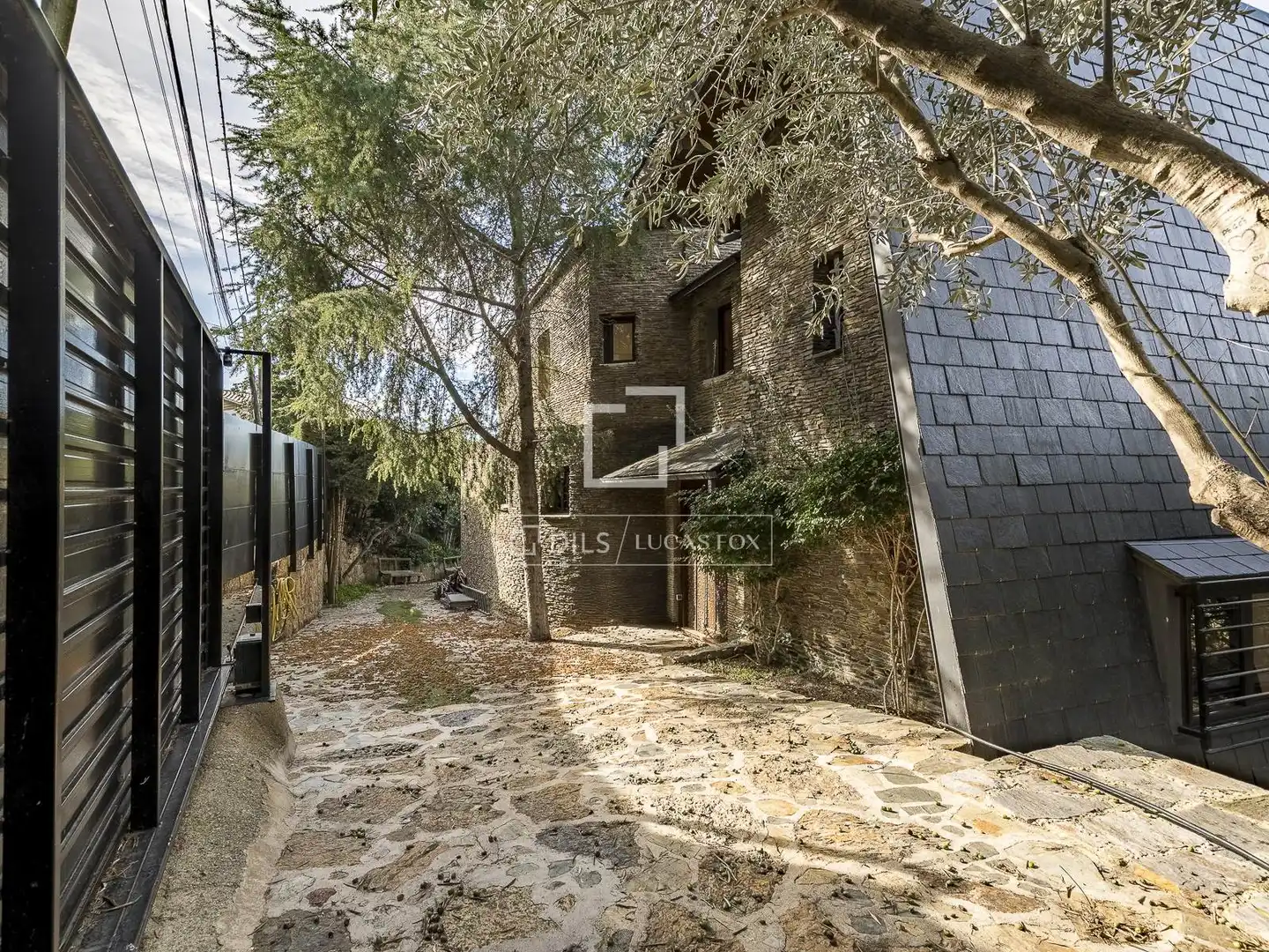 Vista exterior de Casa o chalet en venta en Barcelona con Aire acondicionado, Calefacción y Jardín privado