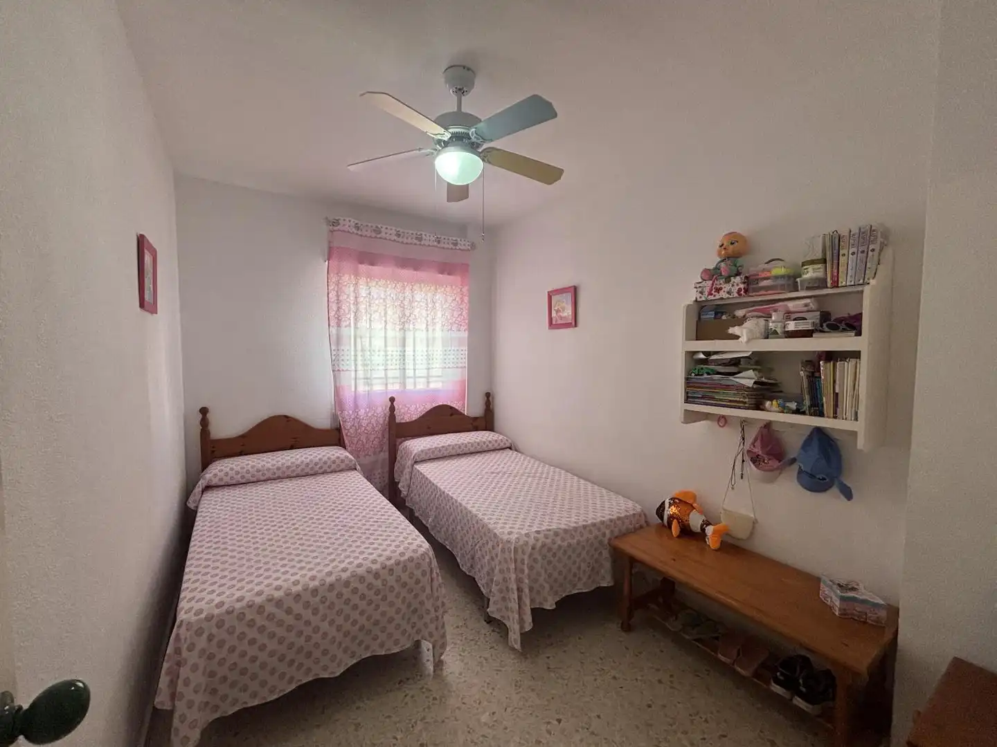 Habitación de Piso de alquiler en El Portil con Jardín privado, Terraza y Piscina