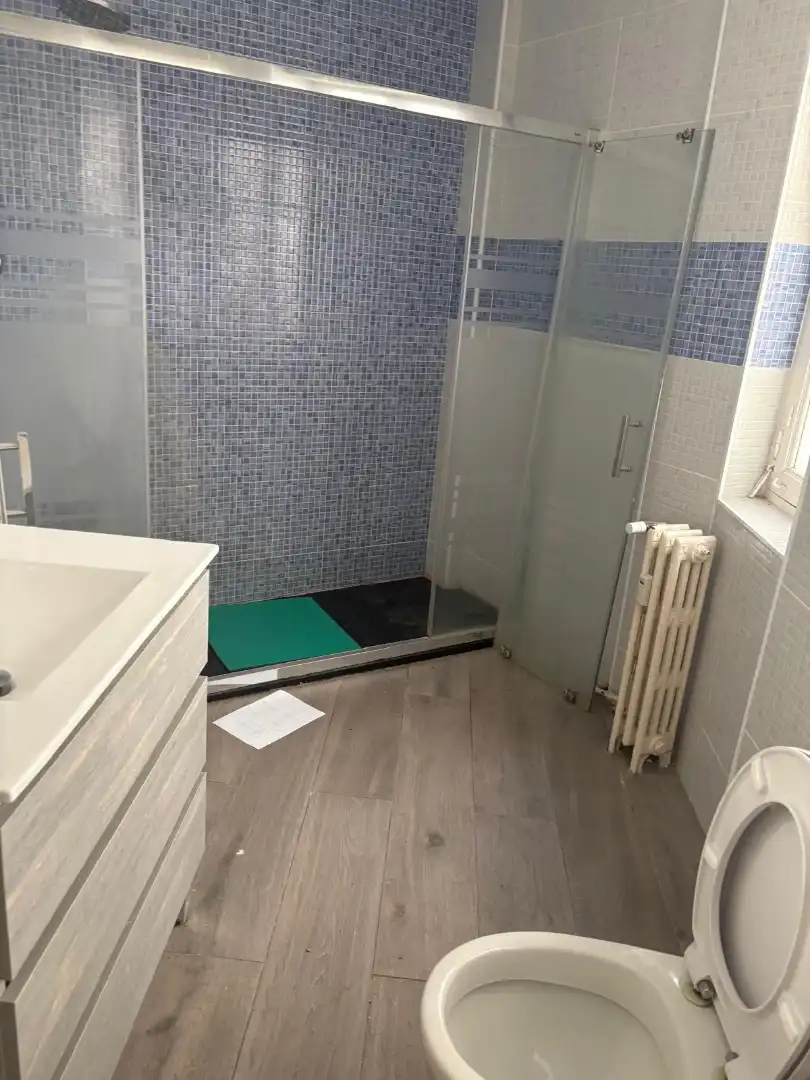 Bathroom of Houses for sale in Pozuelo de Alarcón  with Air Conditioner, Heating and Private garden