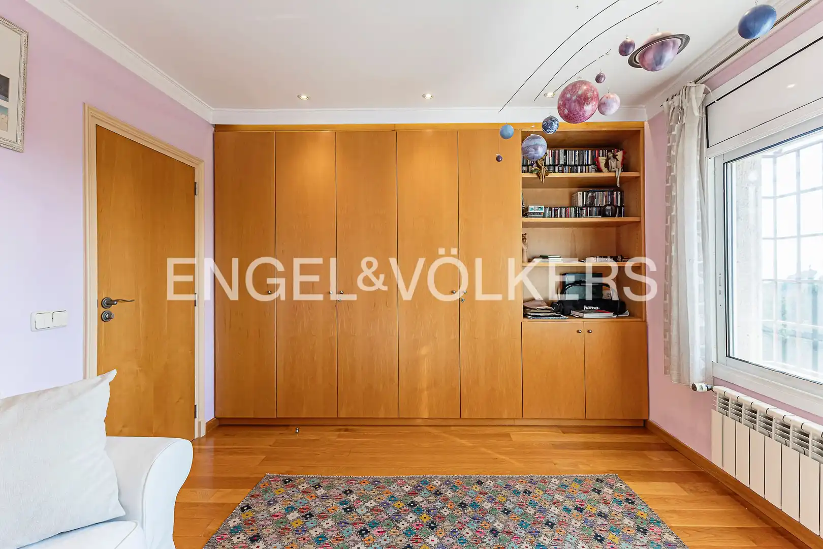 Living room of Houses for sale in Cerdanyola del Vallès  with Air Conditioner, Heating and Private garden