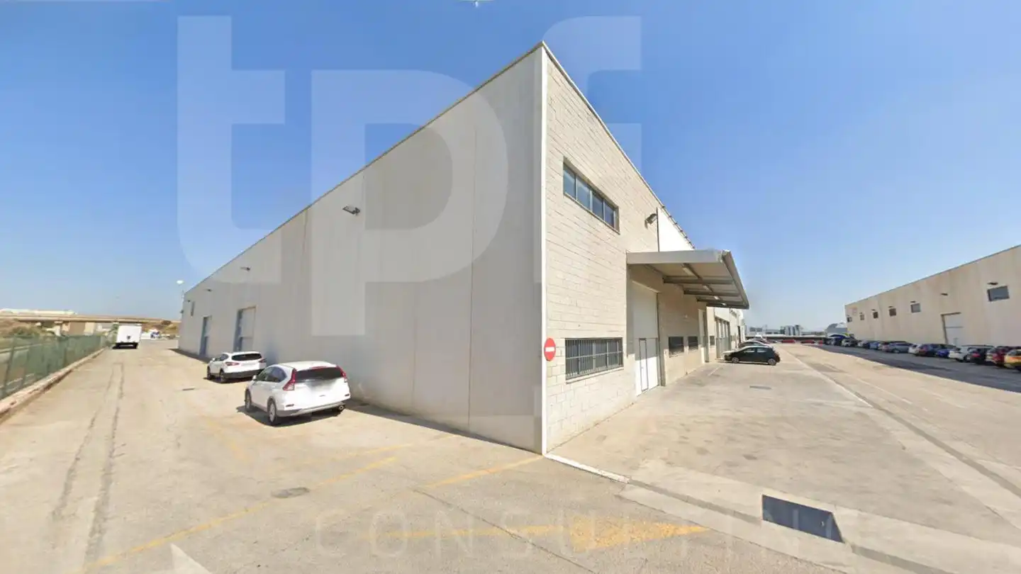 Industrial building to rent in A, imagen 2