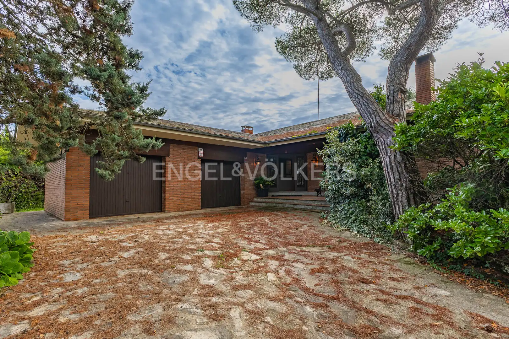 Vista exterior de Casa o chalet en venta en Seva con Aire acondicionado, Calefacción y Jardín privado