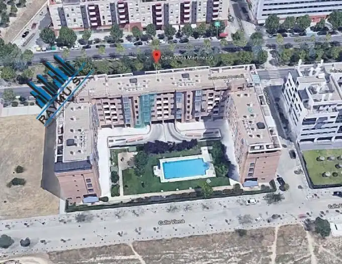 Außenansicht von Garage zum Verkauf in Leganés