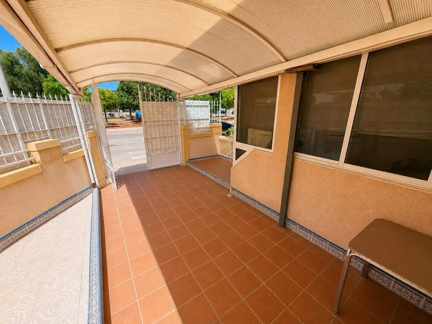 Terrassa de Casa adosada en venda en Los Alcázares amb Jardí privat, Terrassa i Traster