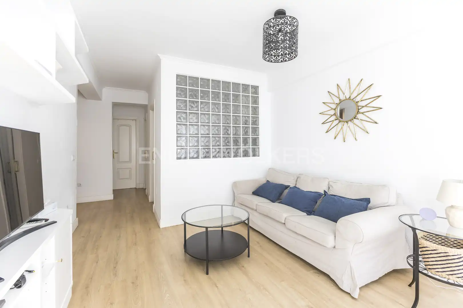 Sala d'estar de Apartament en venda en Madrid amb Aire condicionat i Calefacció