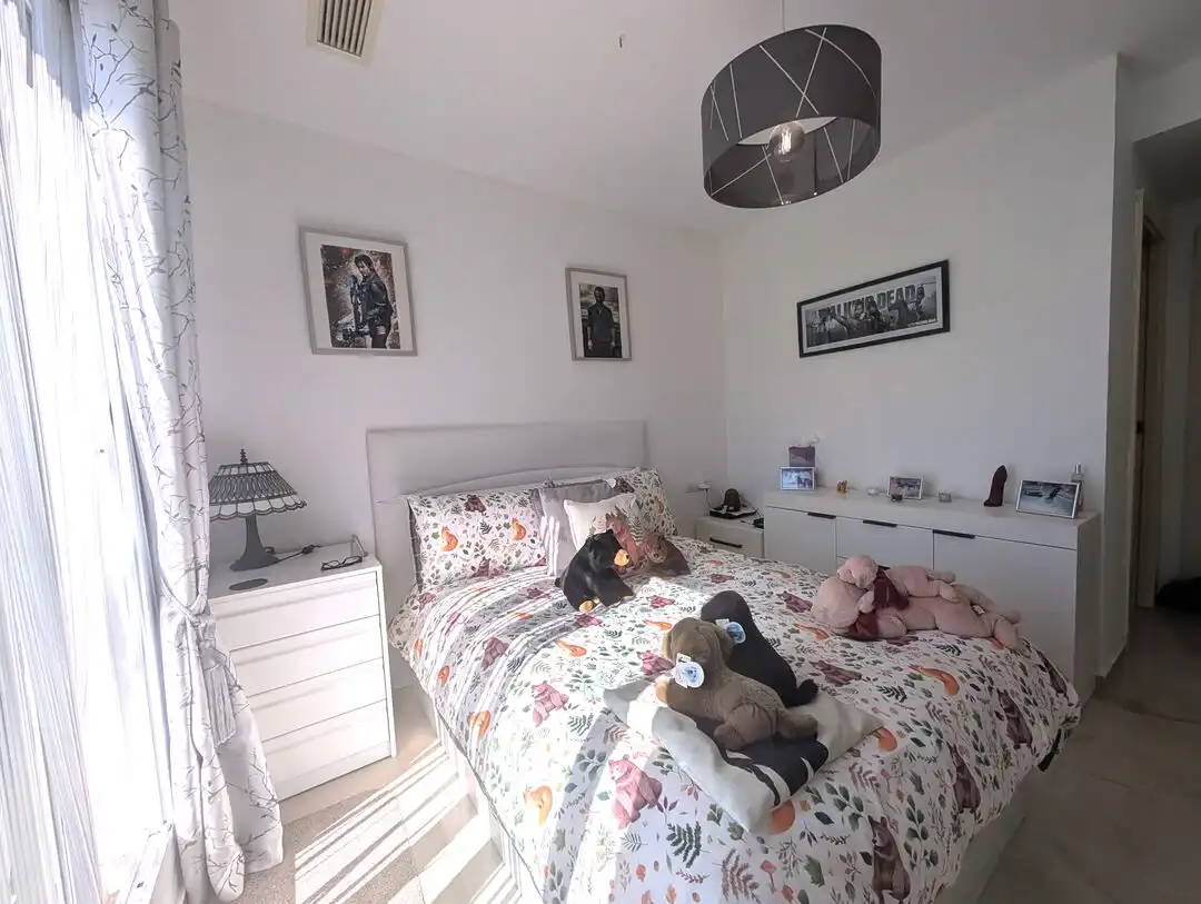 Schlafzimmer von Dachboden zum Verkauf in La Alcaidesa mit Klimaanlage, Heizung und Terrasse