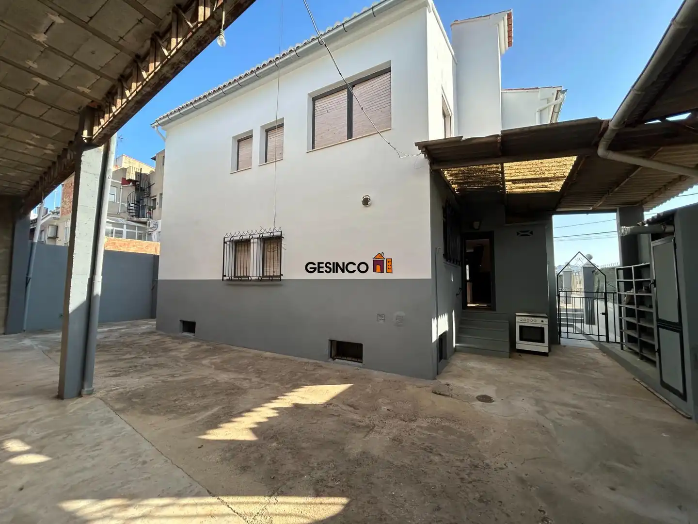 Vista exterior de Casa o xalet en venda en Rotglà i Corbera amb Jardí privat, Terrassa i Traster