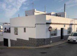 Casa-chalet en Venta en Calle Almendro en Benalup-Casas Viejas