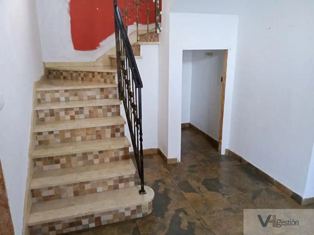 Casa o xalet en venda en La Rinconada amb Piscina