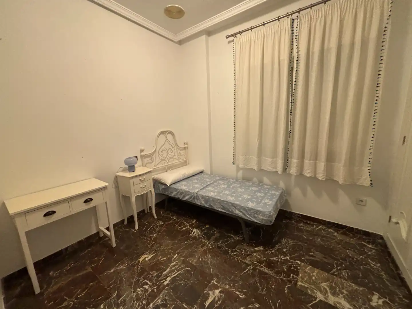 Schlafzimmer von Wohnung zur Miete in Andújar mit Klimaanlage, Heizung und Möbliert