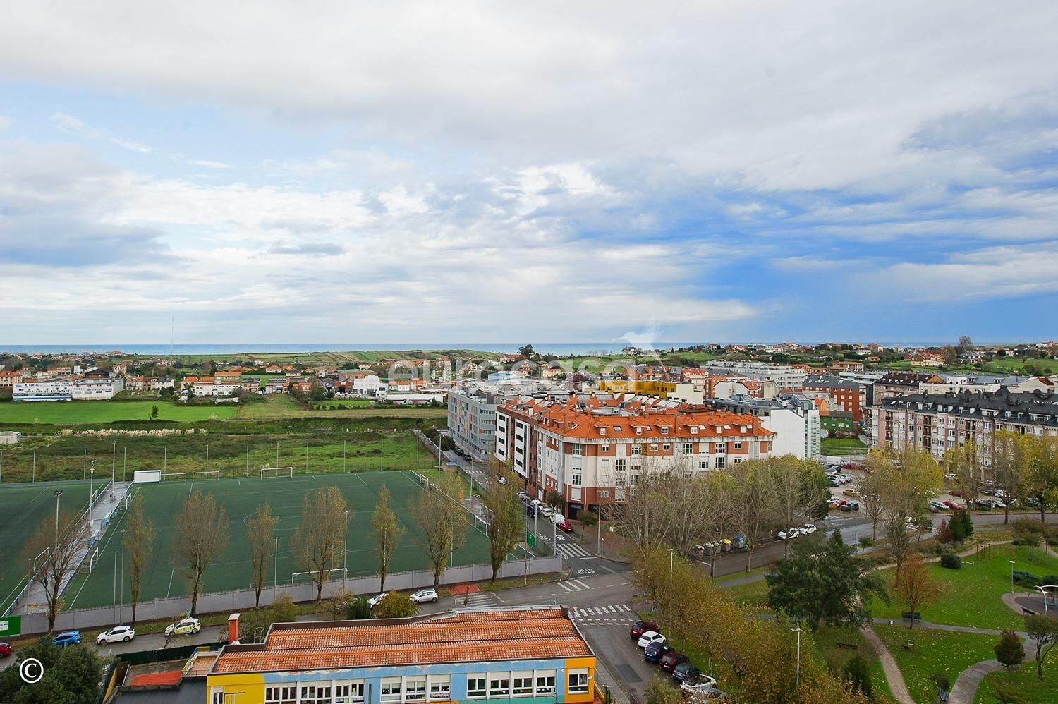 Vista exterior de Pis en venda en Santander amb Calefacció i Balcó