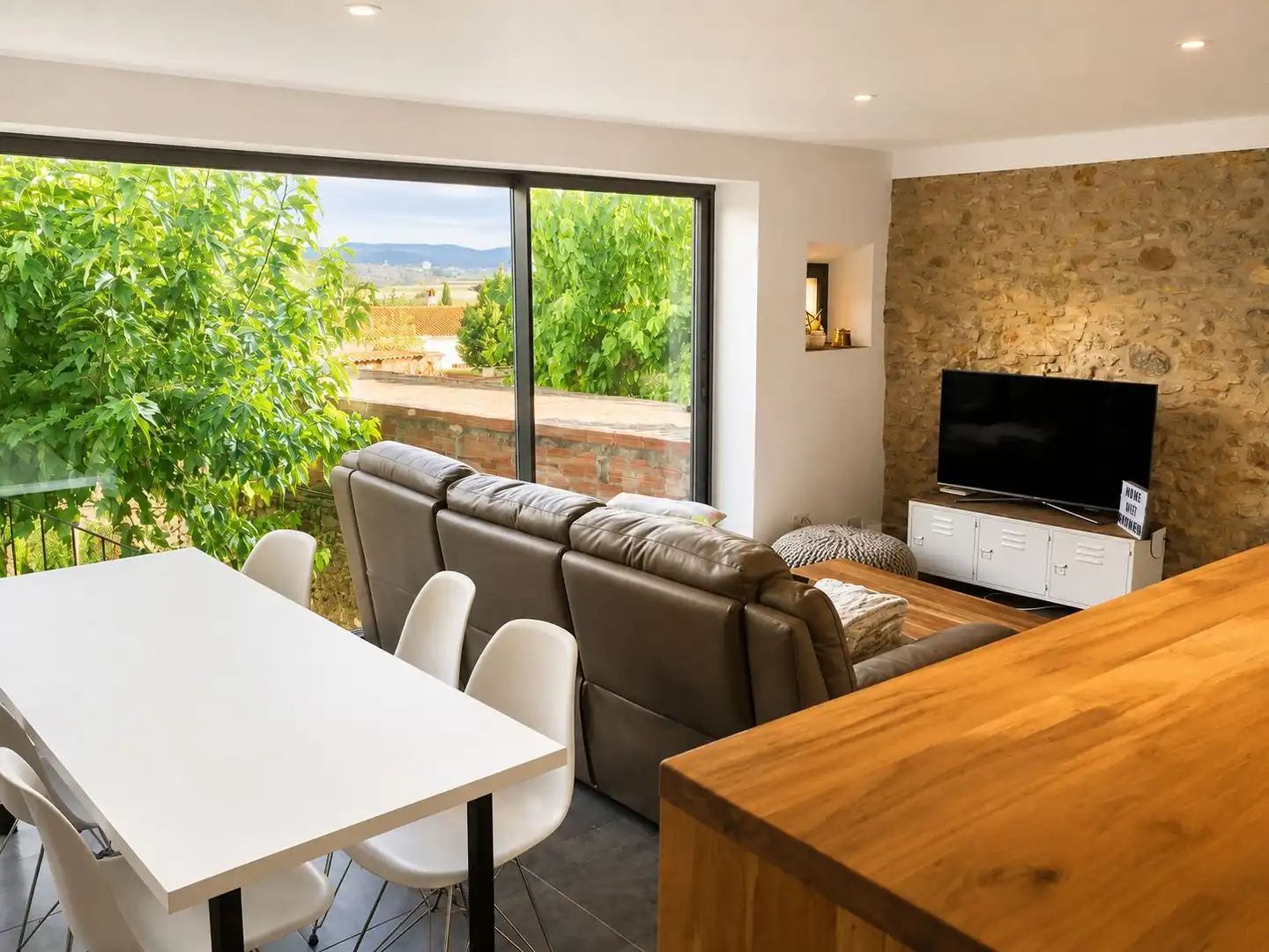House with terrace for sale in Avinguda Costa Brava, imagen 3