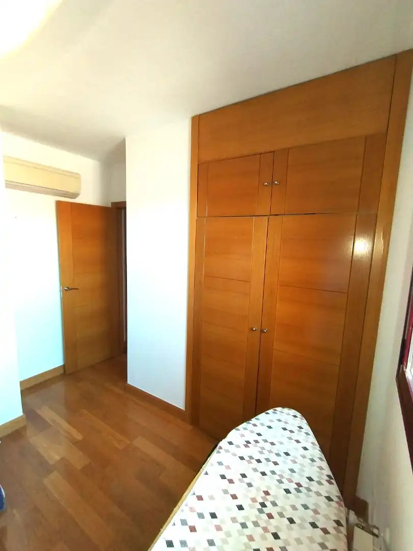 Schlafzimmer von Dachboden zum Verkauf in Madrid mit Terrasse, Abstellraum und Gemeinschaftspool