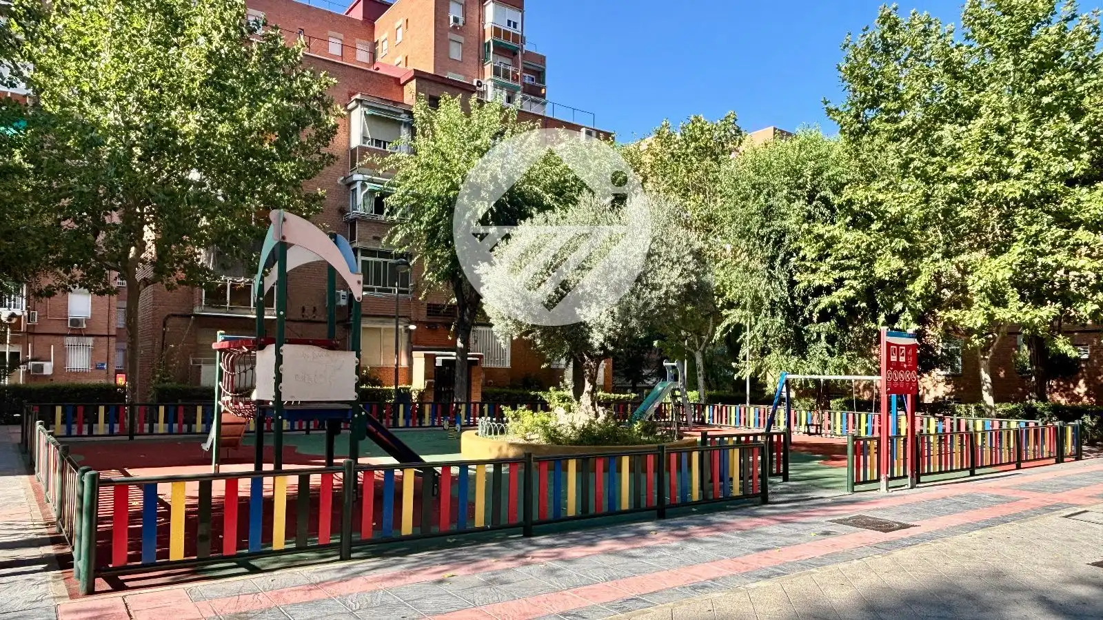 Vista exterior de Piso en venta en Leganés con Calefacción