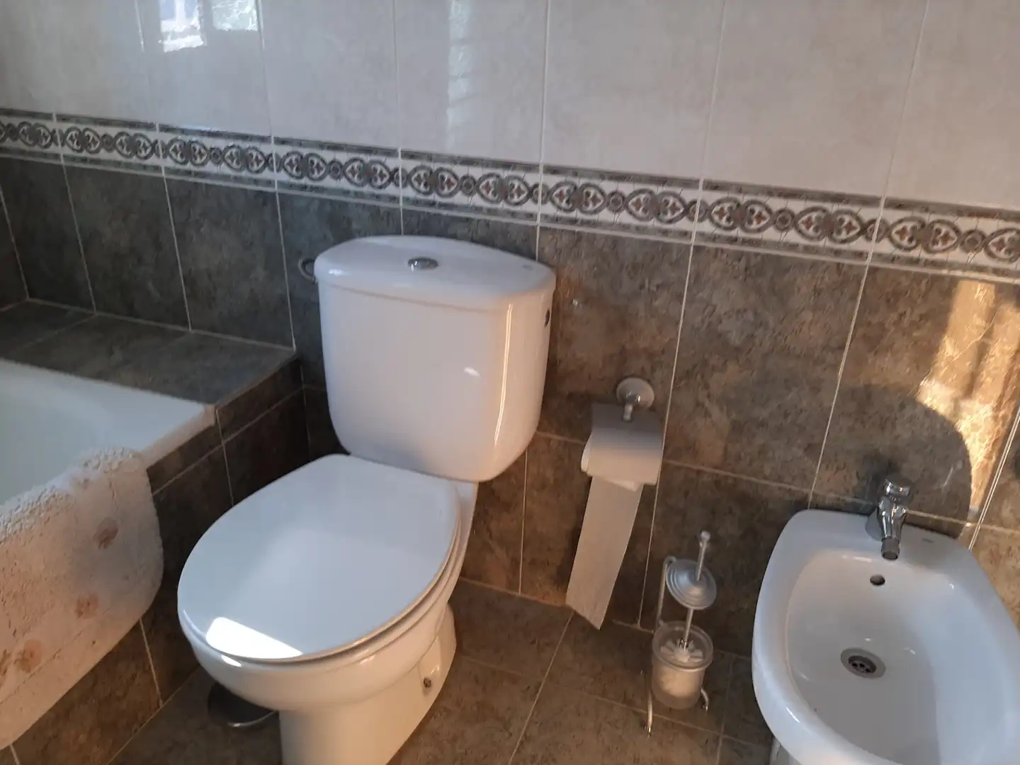 Bathroom of Flat for sale in Valencia  with Air Conditioner, Parquet flooring and Furnished