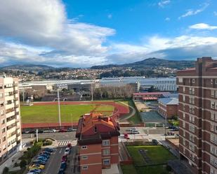 Vista exterior de Pis en venda en Vigo  amb Calefacció, Parquet i Terrassa