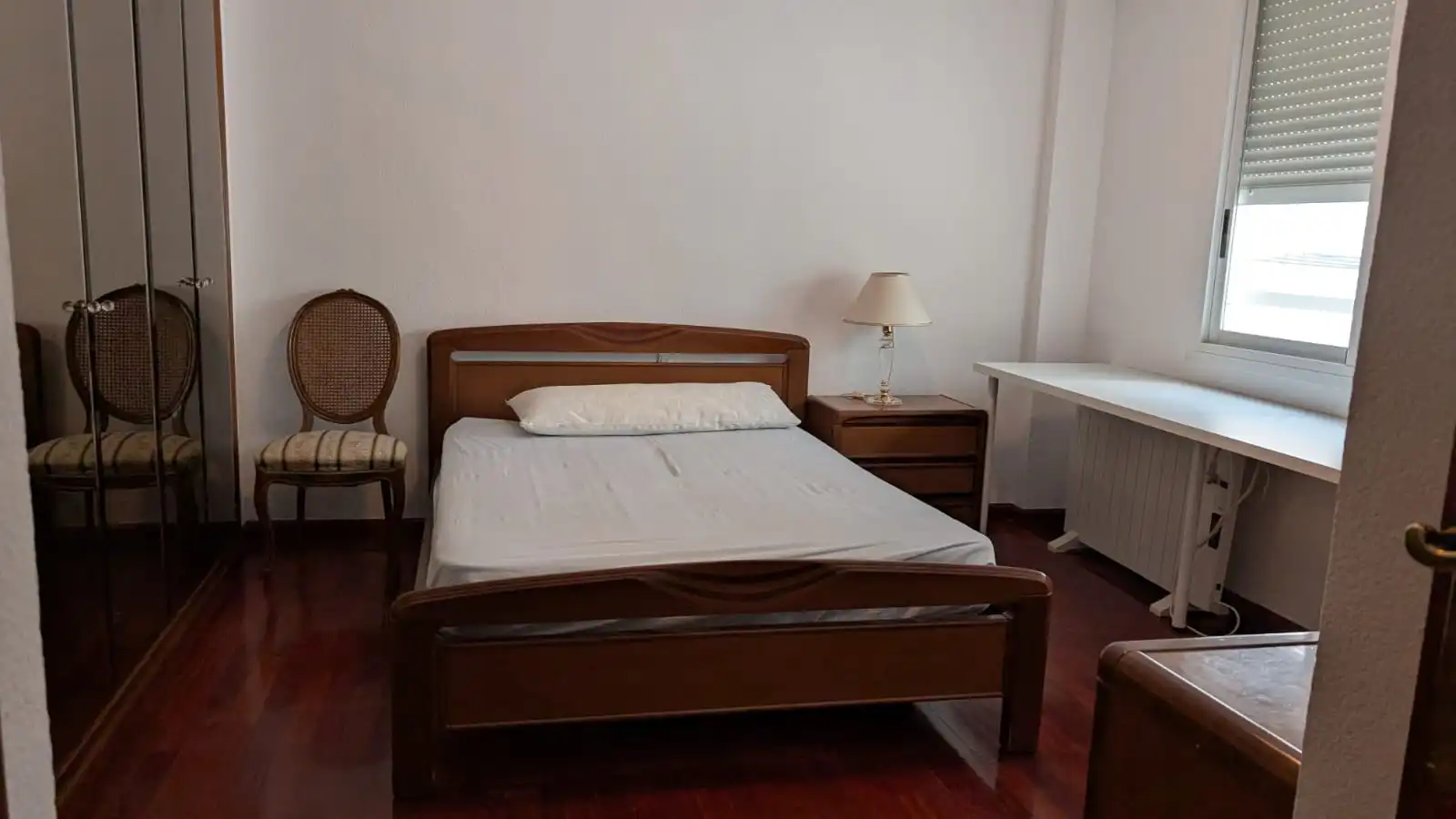 Bedroom of Flat for rent in Valencia  with Air Conditioner, Heating and Parquet flooring