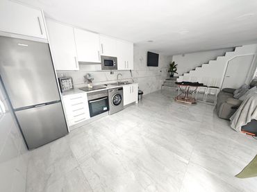 Casa in vendita a Miralvalle - Av. Virgen del Puerto - La Data