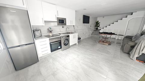 Foto 3 de Casa o chalet en venta en Miralvalle - Av. Virgen del Puerto - La Data, Plasencia