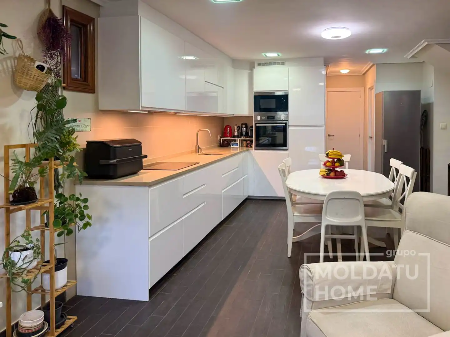 Kitchen of Houses for sale in Abanto y Ciérvana-Abanto Zierbena  with Heating, Private garden and Terrace
