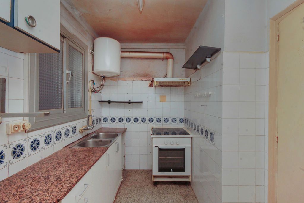 Cuina de Apartament en venda en Santa Coloma de Gramenet