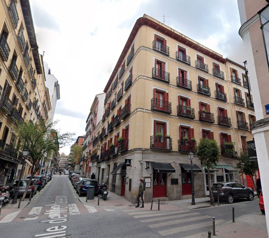 Planta baja for sale in Calle de Monteleón, Universidad - Malasaña