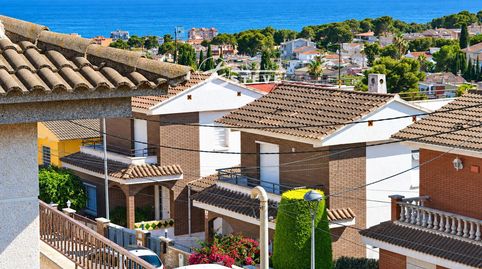 Piso seminuevo con piscina, solárium, parking y trastero en Segur de Calafell, imatge 5